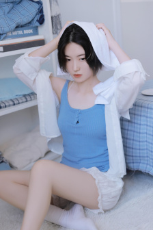 女邻居2
